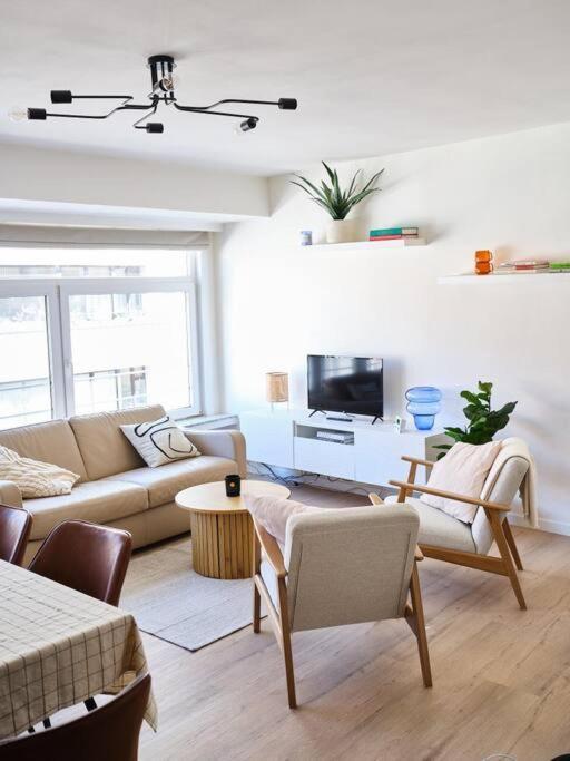 Hugo By The Harbor, Light-Filled And Centrally Located Apartment - Free Parking 奥斯滕德 外观 照片