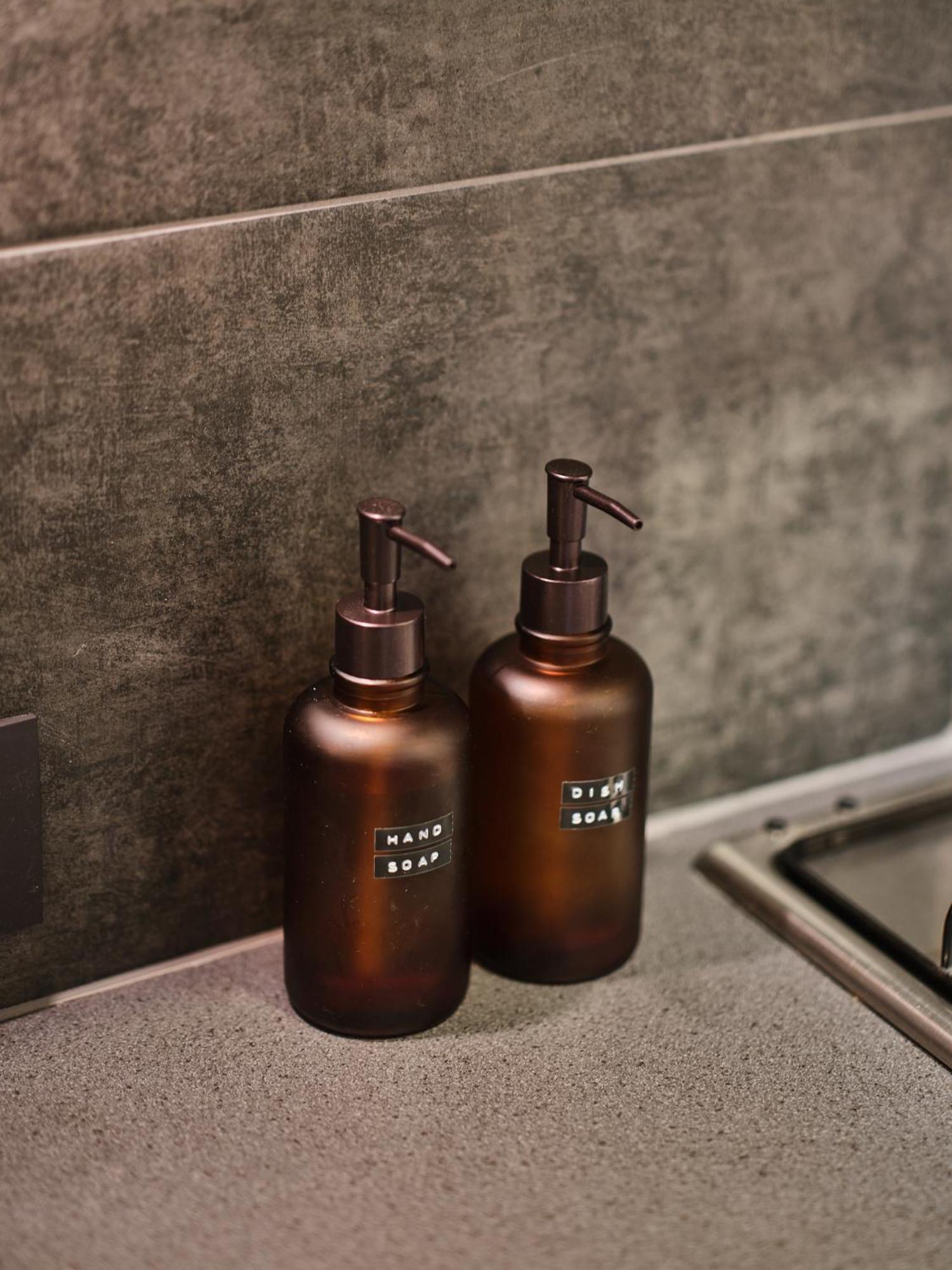 Hugo By The Harbor, Light-Filled And Centrally Located Apartment - Free Parking 奥斯滕德 外观 照片